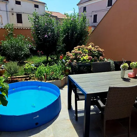 Lupo Apartment
